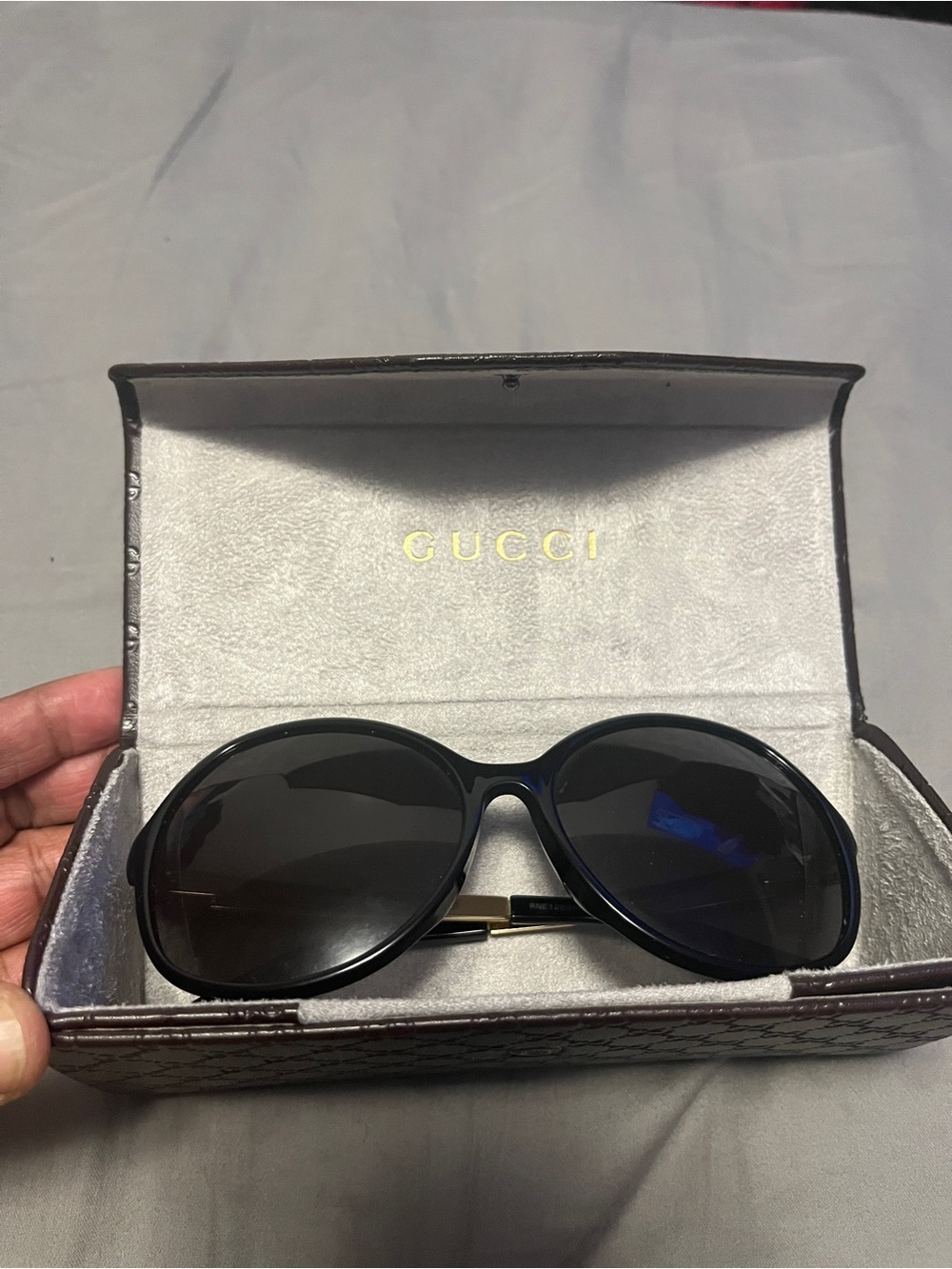 Gucci Black Women's Oversized Sunglasses